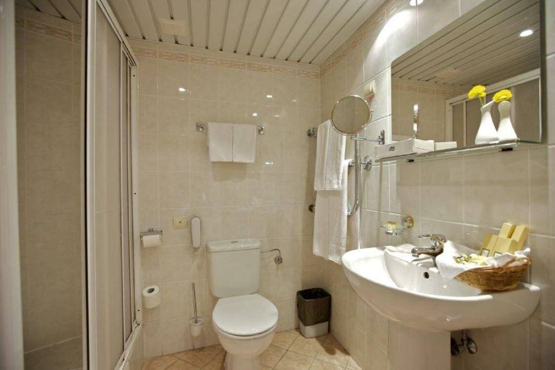 Фотографии номера Номер стандарт с 2 односпальными кроватями в Гостинице Жемчужина Сочи