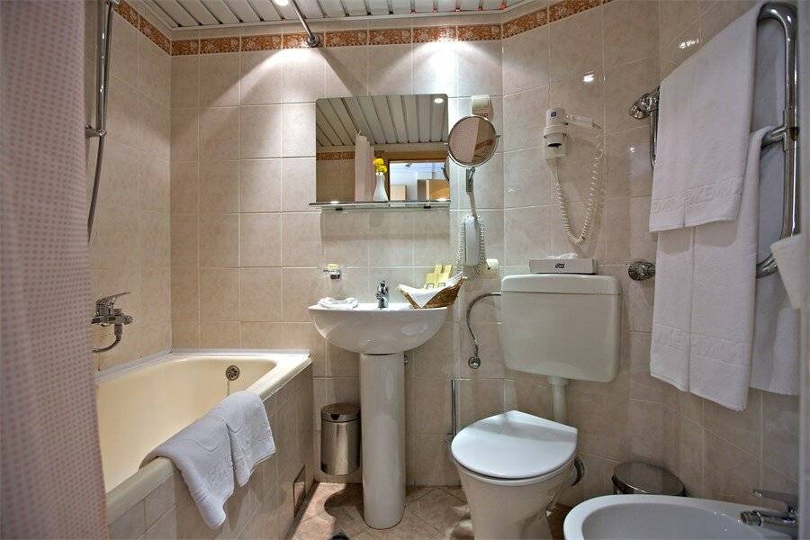 Фотографии номера Стандарт с двумя раздельными кроватями в Гостинице Жемчужина Сочи