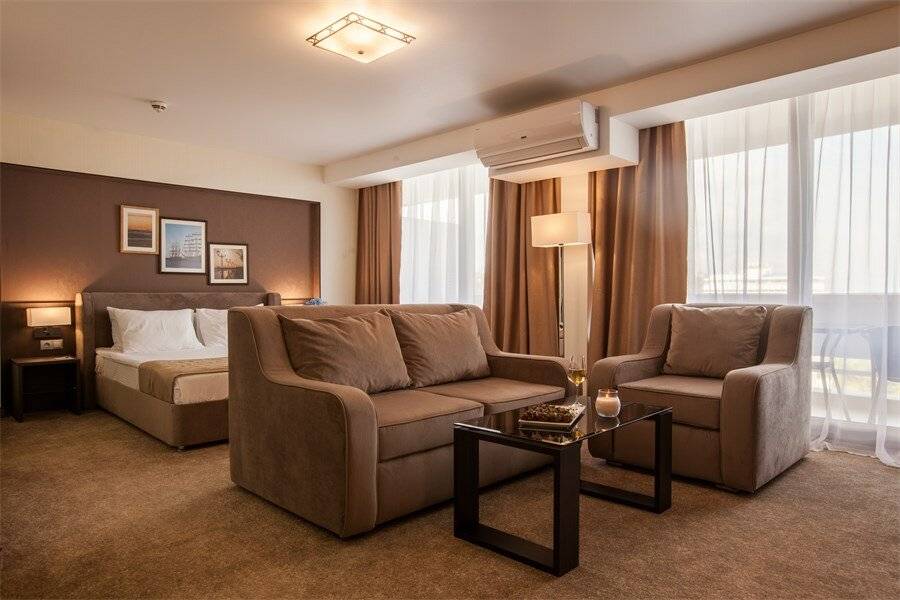 Фотографии номера Люкс Студия в Гостинице Жемчужина Сочи