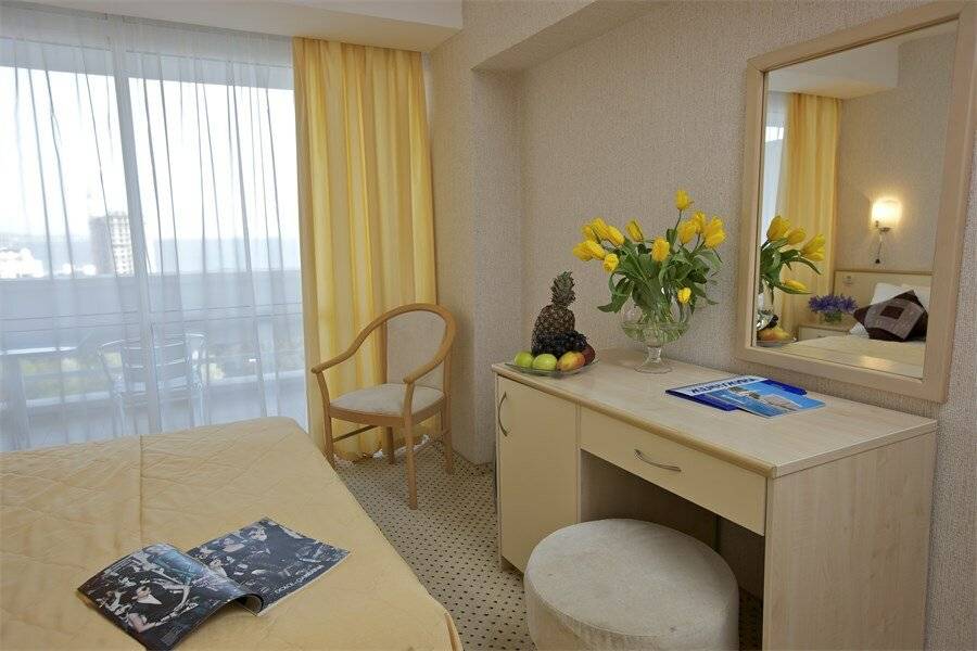 Фотографии номера Стандарт с двумя раздельными кроватями в Гостинице Жемчужина Сочи