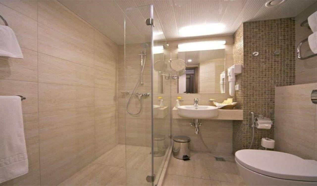 Фотографии номера Номер стандарт премиум с 1 двуспальной кроватью в Гостинице Жемчужина Сочи