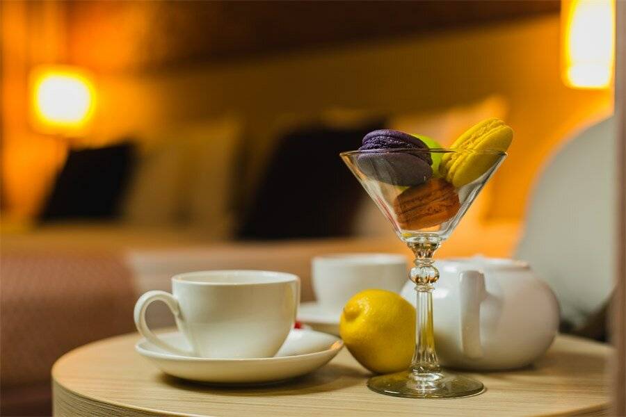 Фотографии номера Стандарт Бизнес с двумя раздельными кроватями в Гостинице Жемчужина Сочи