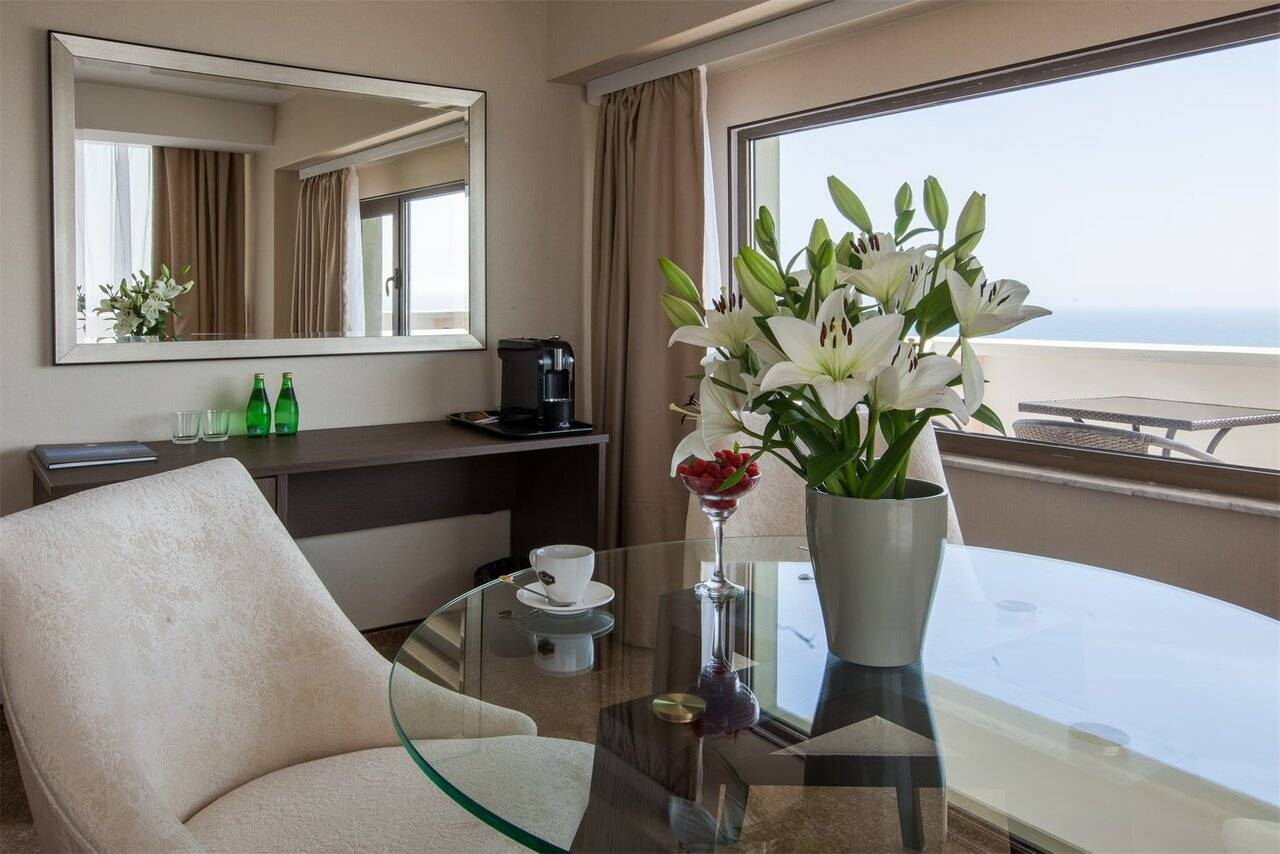 Фотографии номера Бизнес-люкс в Гостинице Жемчужина Сочи